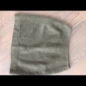 Guess collection high waist green wool skirt sz 6